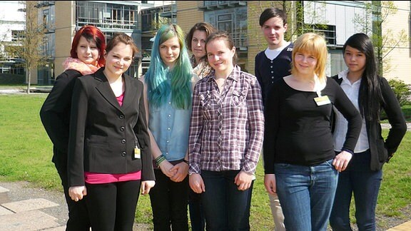 Die Teilnehmer des Schüller-Projekts zum Medientreffpunkt 2013: Sarah, Michelle, Johanna, Janine, Josephine, Florian, Anna und Thuy (v.l.n.r.)