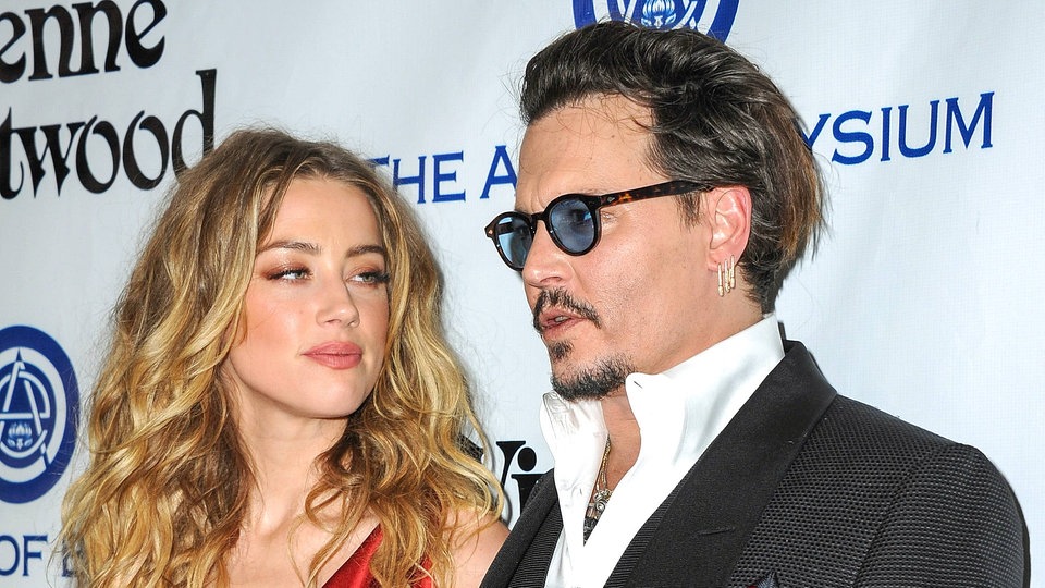 Spenden Nicht Angekommen Versteckt Amber Heard Ihre Scheidungs Millionen Das Erste
