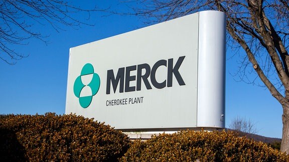 Merck - Firmenschild