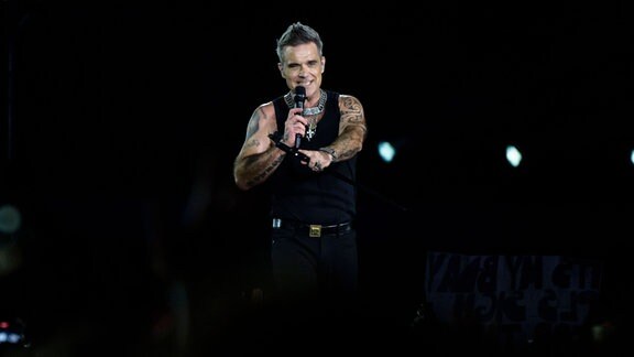 Robbie Williams live beim Open Air auf dem Messegelände Riem
