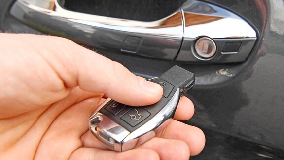 Der Keyless Go Schlüssel einer Mercedes-Benz M-Klasse