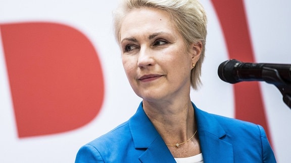 Manuela Schwesig, SPD, Ministerpraesidentin von Mecklenburg-Vorpommern,aufgenommen im Rahmen einer Pressekonferenz im Willy-Brandt-Haus in Berlin