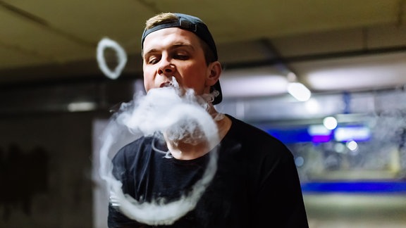 Studie: Mehr Heranwachsende konsumieren E-Zigaretten - ÖKO-TEST