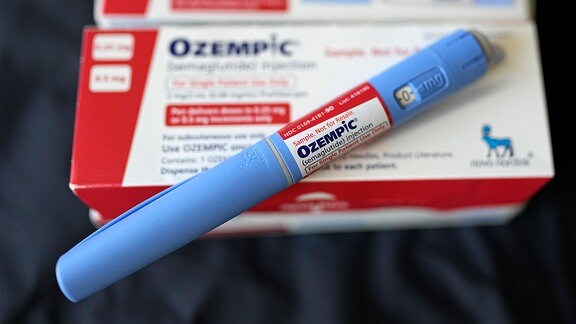 Injektionspritzen und Medikament Ozempic 