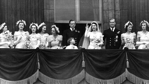 Die königlichen Familie auf dem Balkon des Buckingham Palastes (1947)