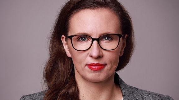 Porträtfoto der Journalistin Julia Weigelt