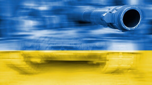 Panzer auf einer Ukrainischen Flagge