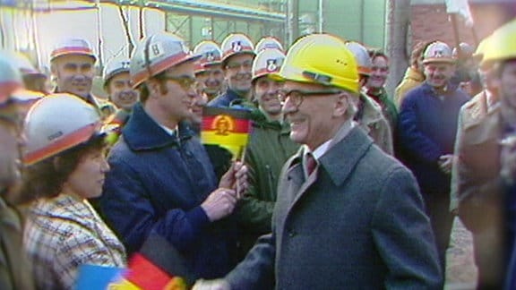 Erich Honecker besucht die Buna-Werke Schkopau