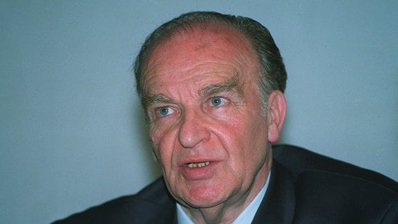 Alija Izetbegovic Präsident von Bosnien, 1992