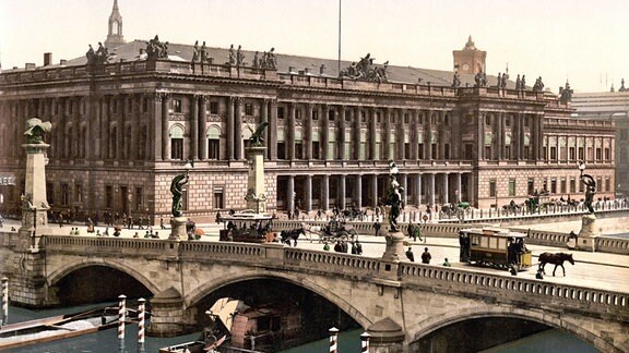 Postkartenbild der Börse Berlin, 1899