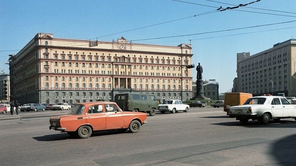Der Dzerzhinskaya-Platz in Moskau