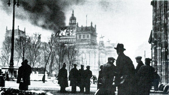 Historisches Foto vom Reichstagsbrand 1933