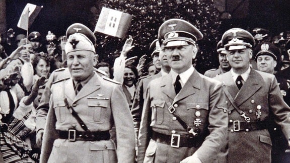 Adolf Hitler und Benito Mussolini 1939 in Berlin