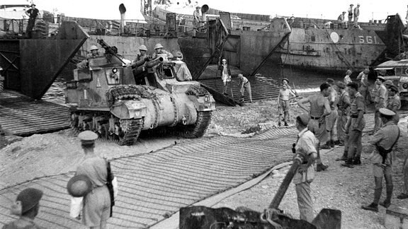 Britische Truppen landen nahe Reggio di Calabria Italien 1943
