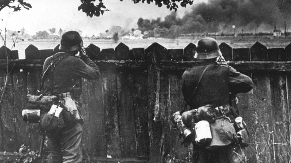 Deutsche Soldaten vor Kiew 1941