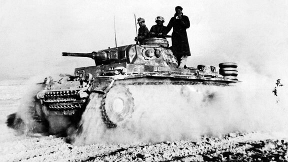 Deutscher Panzer in der Libyschen Wüste Juni 1942