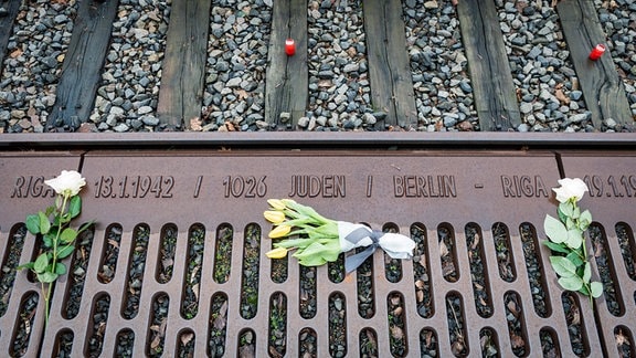 Mahnmal Gleis 17 am Bahnhof Grunewald. Erinnert an die tausenden Juden, die von diesem Gleis mit Zügen der Deutsche Reichsbahn aus Berlin deportiert wurden.