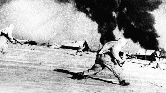 Gegenangriff sowjetischer Soldaten vor Moskau 1941