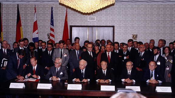 Unterzeichnung  Zwei-plus-Vier-Vertrag in Moskau September 1990