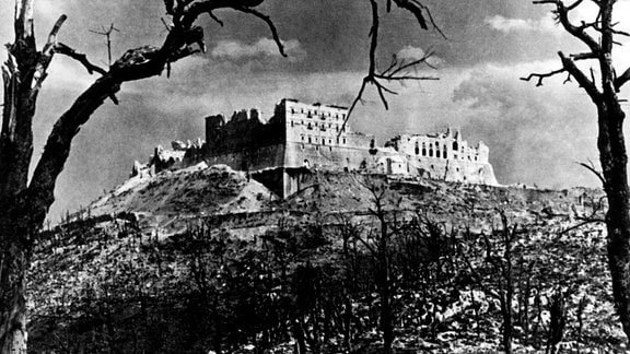 Beschädigte Abtei Montecassino, 1944