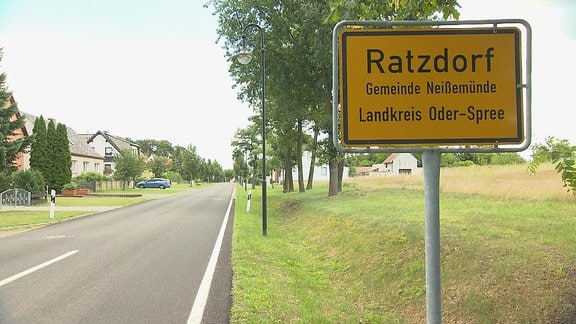 Ortsschild Ratzdorf