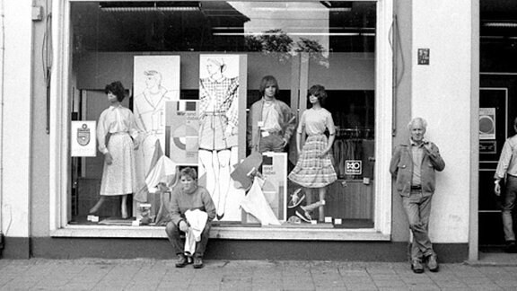 "Jugendmode"-Schaufenster 1985 in Potsdam