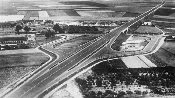 Erste Autobahn Deutschlands 1932 (heute A555)