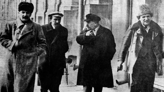 Josef Stalin, Alexei Rykow, Lew Kamenew, Grigori Sinowjew, 1925