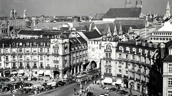 Dewr Karlsplatz in München 1950