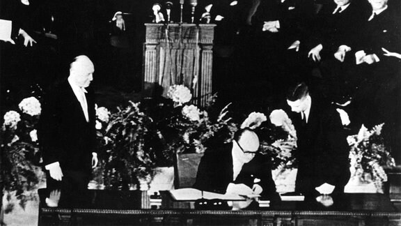 Unterzeichnung des NATO-Vertrages am 4. April 1949