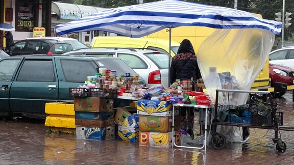 ein Marktstand