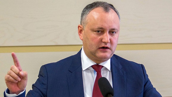 Der Vorsitzende der Sozialistischen Partei in Moldau, Igor Dodon, spricht am 03.03.2016 in Chisinau.