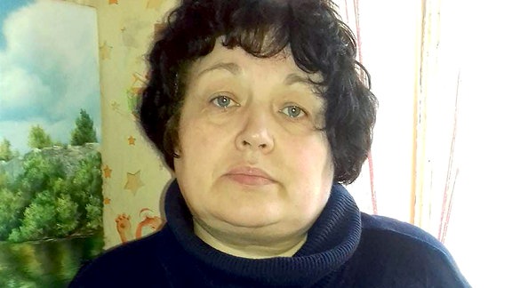 Geflohene Ostukrainerin Ludmila Goloborodko in Gulajpole, Ukraine.