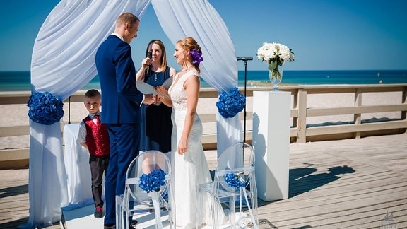 Monika und Markus heiraten am Strand des polnischen Badeortes Leba