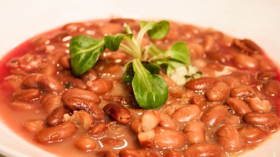 Polnisches Bohnensuppe auf Teller