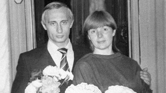 Vladimir Putin mit seiner Frau Lyudmila und Tochter Katya, 1985.