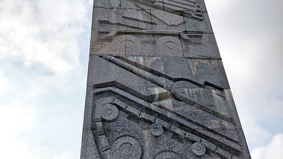 Die Menschen in Olsztyn nennen das Denkmal etwas abfällig „den Galgen“. Viele möchten, dass es aus der Innenstadt verschwindet. Doch so lange es unter Denkmalschutz steht, bleibt es, wo es ist.
