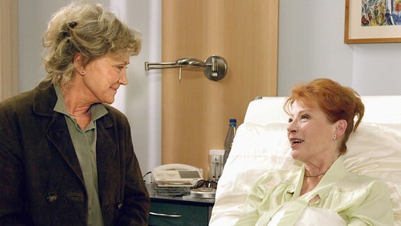 Als Paula (Renate Schroeter) begreift, dass der Preis ihrer Eifersucht Einsamkeit wäre, ermutigt sie Gerda (Antje Hagen) ihren Gefühlen für Robert nachzugeben. Derart befreit findet Gerda zu Robert zurück.