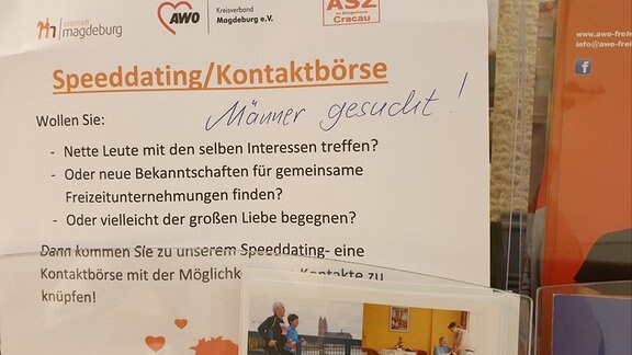 Zettel mit Aufruf für ein Speeddating in Magdeburg