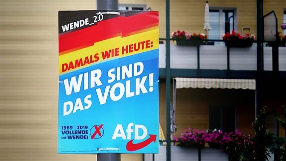 Wahlplakat der AfD 2019 - Damals wie heute - Wir sind das Volk