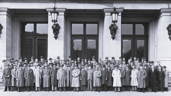 Schwarz-Weiß-Foto Sinfonieorchester des Reichsenders Leipzig.