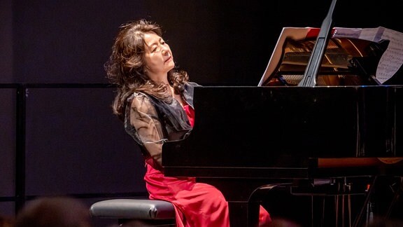 Pianistin Hideyo Harada beim Konzert in Dresden Hellerau