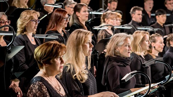 Die Damen des MDR-Rundfunkchors beim Konzert in der Leipziger Peterskirche