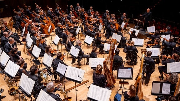 Das MDR-Sinfonieorchester spielt im Leipziger Gewandhaus das Eröffnungskonzert der MDR-Konzertsaison 2024/25