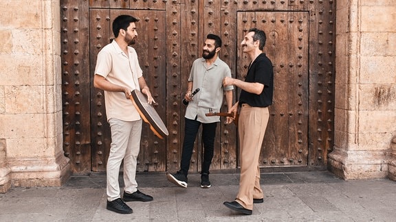 Das Ali Doğan Gönültaş Trio aus der Türkei