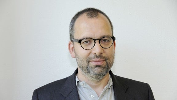 Der Journalist, Autor und Medienwissenschaftler Andreas Bernard.