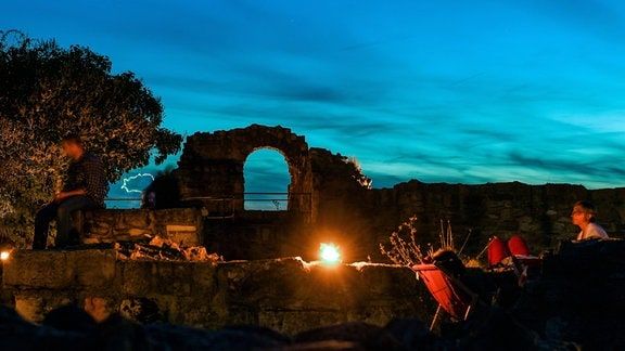 Stadtmuseum Halle - Oberburg Giebichenstein in der Abendämmerung