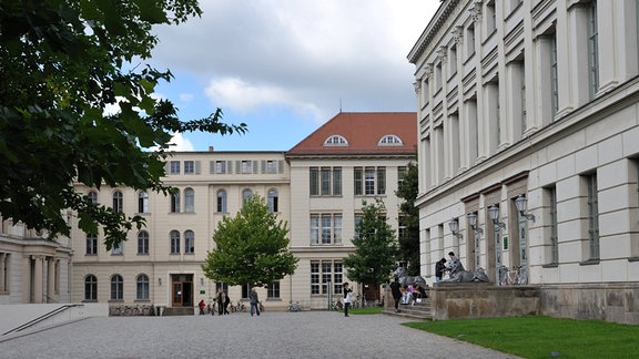 Löwengebäude der Martin-Luther-Universität Halle Wittenberg.