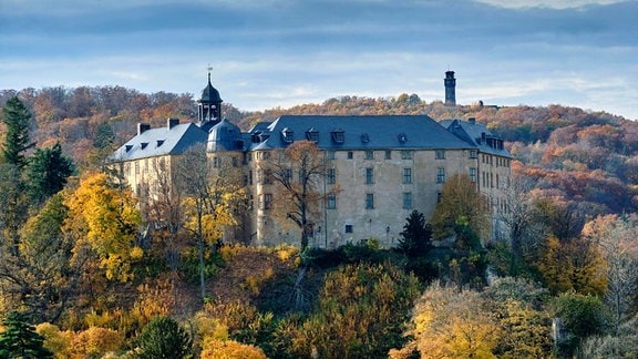 Schloss Blankenburg im Herbst