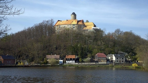 Burg Schönfels - Ansicht vom Gondelteich.